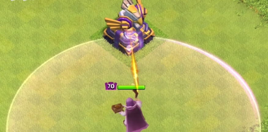 部落冲突法术放什么